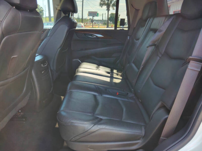 2015 Cadillac Escalade Luxury