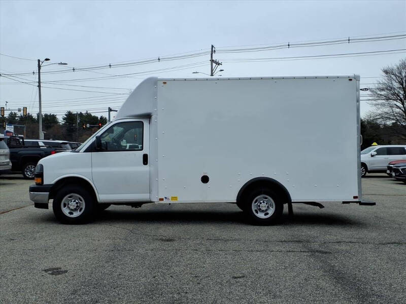 2025 Chevrolet Express 3500