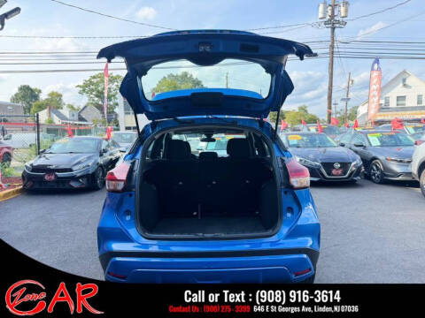 2024 Nissan Kicks SR