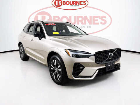 2025 Volvo XC60 B5 Core Dark Theme