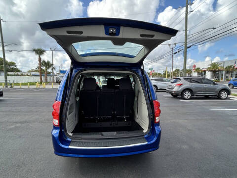 2013 Dodge Grand Caravan SE