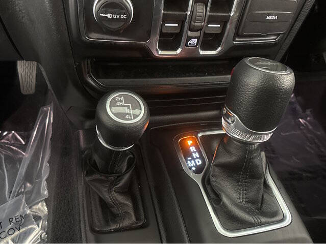 2023 Jeep Gladiator Sport S