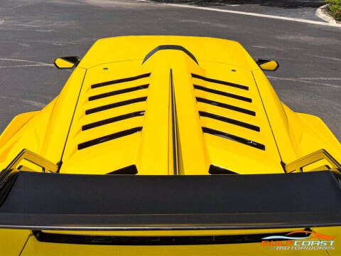 2022 Lamborghini Huracan STO