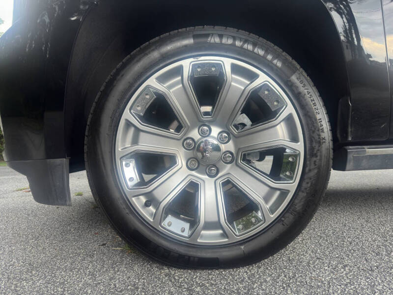 2017 GMC Yukon Denali