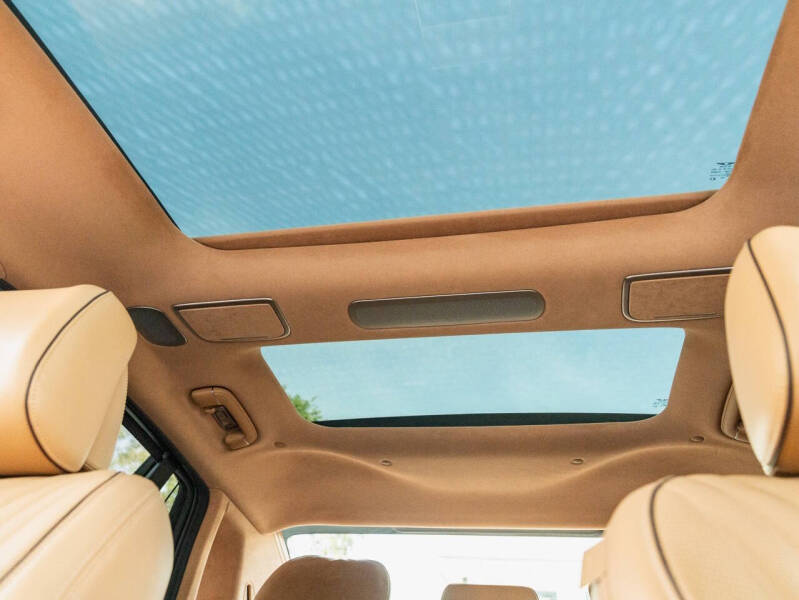 2023 Genesis G90 3.5T e-Supercharger