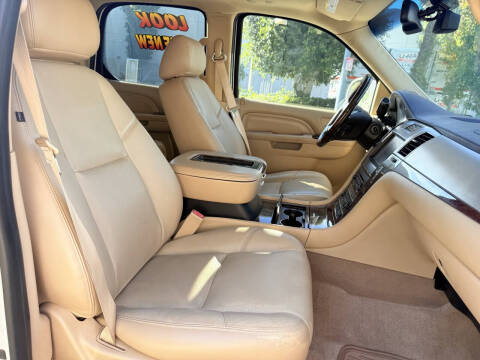 2014 Cadillac Escalade Premium