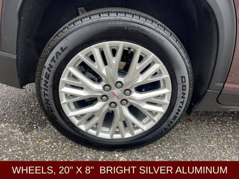 2024 GMC Acadia Elevation