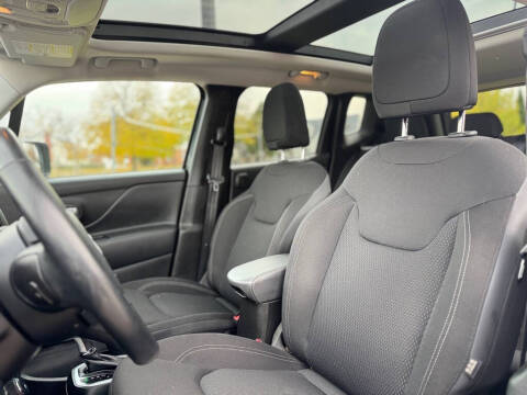 2023 Jeep Renegade Altitude