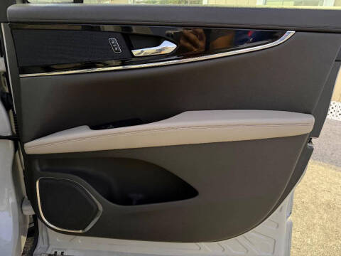 2022 Lincoln Nautilus Standard