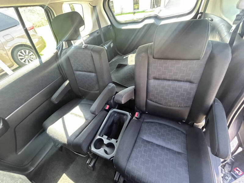 2010 Mazda MAZDA5 Touring