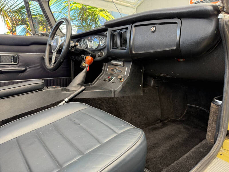 1973 MG MGB