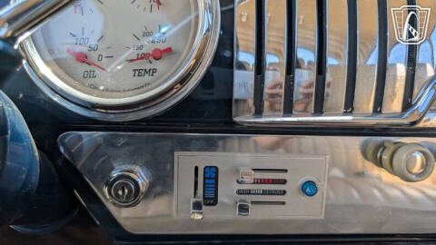 1952 Chevrolet Deluxe