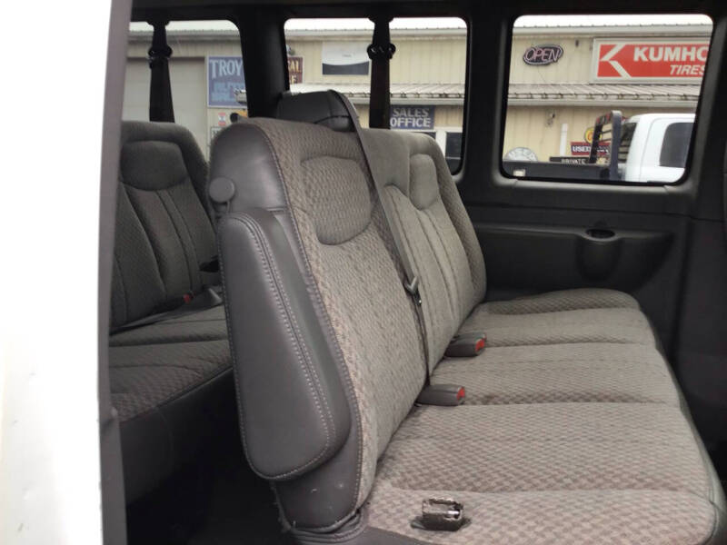 2017 Chevrolet Express LS 3500