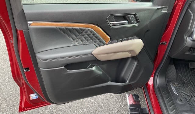 2023 GMC Canyon Denali