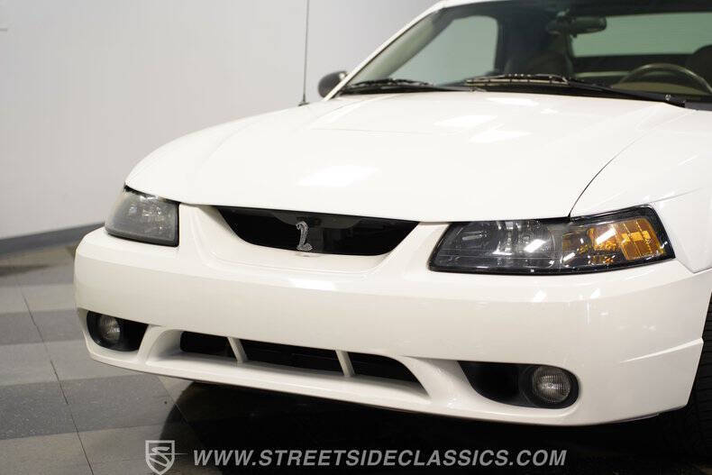 2001 Ford Mustang SVT Cobra