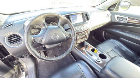 2015 Nissan Pathfinder Platinum