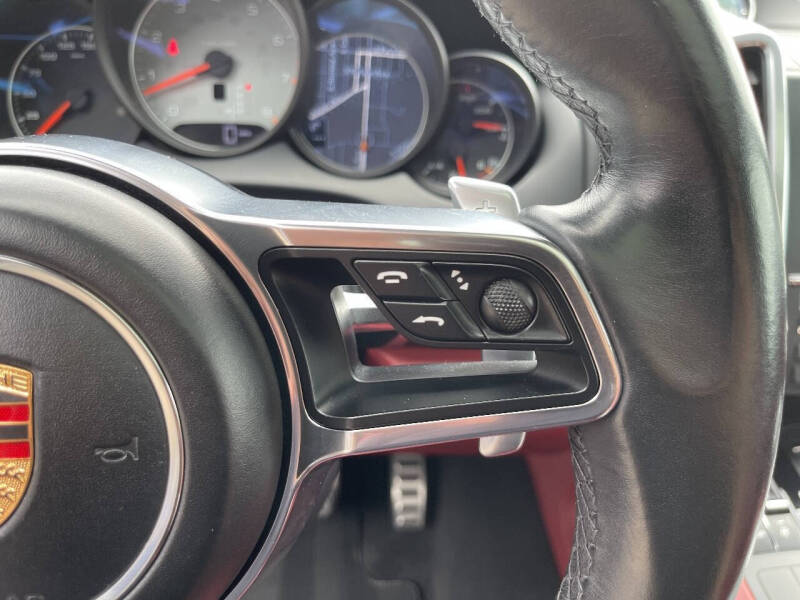 2015 Porsche Cayenne S