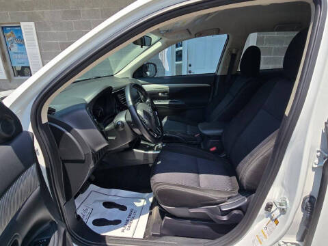 2018 Mitsubishi Outlander SE
