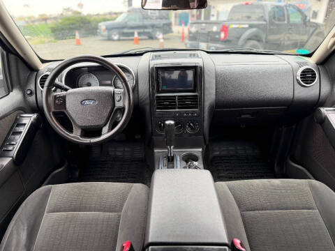 2009 Ford Explorer Sport Trac XLT