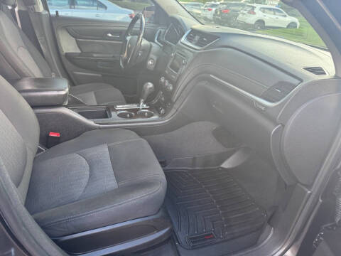2017 Chevrolet Traverse LT