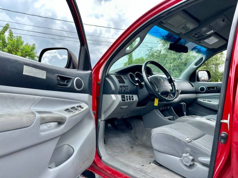 2010 Toyota Tacoma Pickup - $16,995