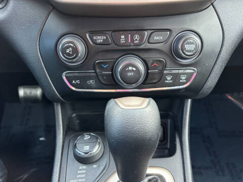 2017 Jeep Cherokee Latitude