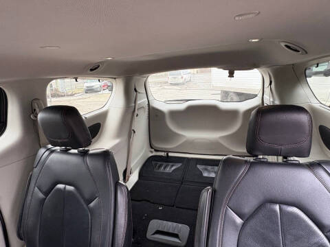 2019 Chrysler Pacifica Touring L