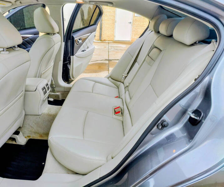 2018 Infiniti Q50 2.0T Luxe