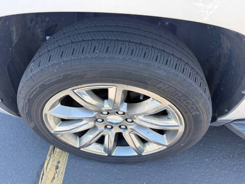 2011 GMC Yukon XL SLT