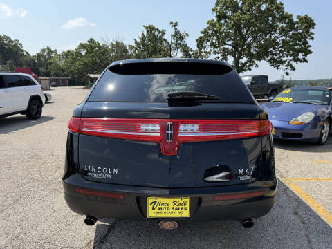 2018 Lincoln MKT Reserve