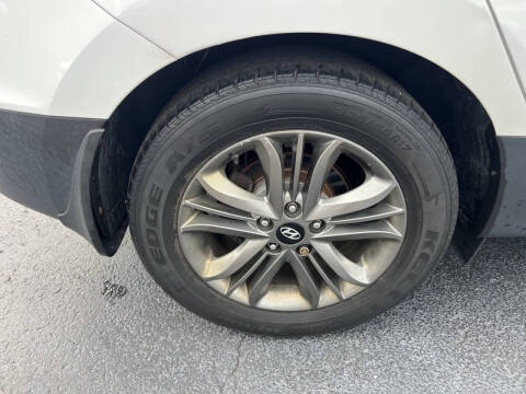 2014 Hyundai Tucson SE