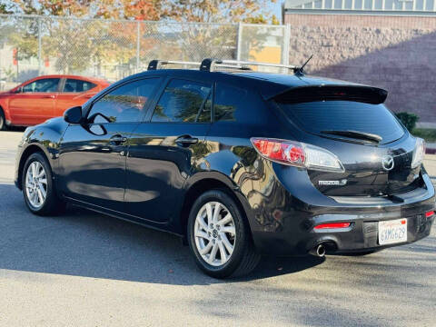 2013 Mazda MAZDA3 i Touring