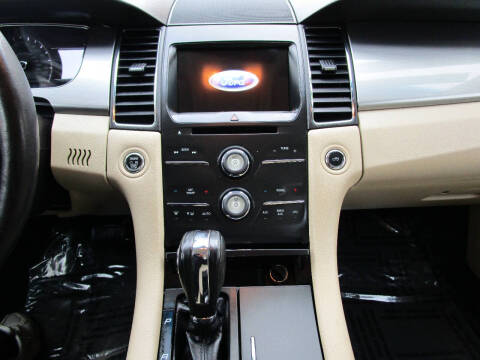 2016 Ford Taurus SEL