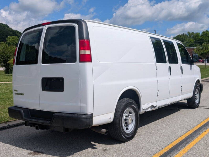 2011 Chevrolet Express 3500