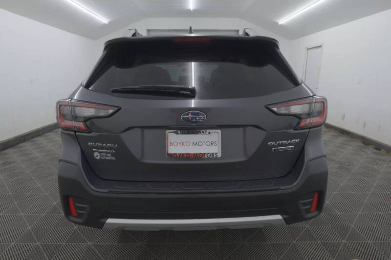 2021 Subaru Outback Touring