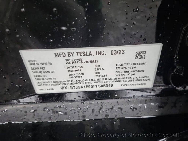 2023 Tesla Model S Plaid