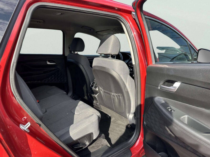 2019 Hyundai Santa Fe SEL 2.4L