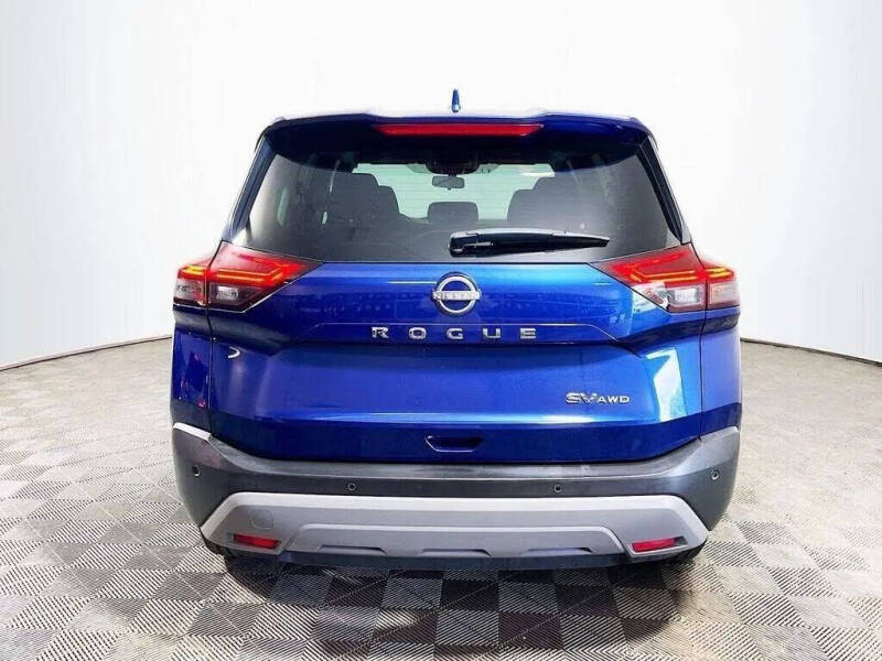 2022 Nissan Rogue SV