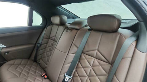 2024 BMW 7 Series 740i