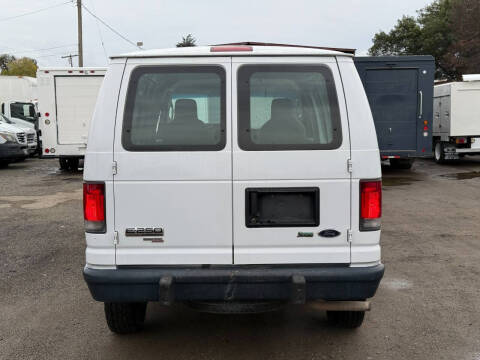 2014 Ford E-Series E-250