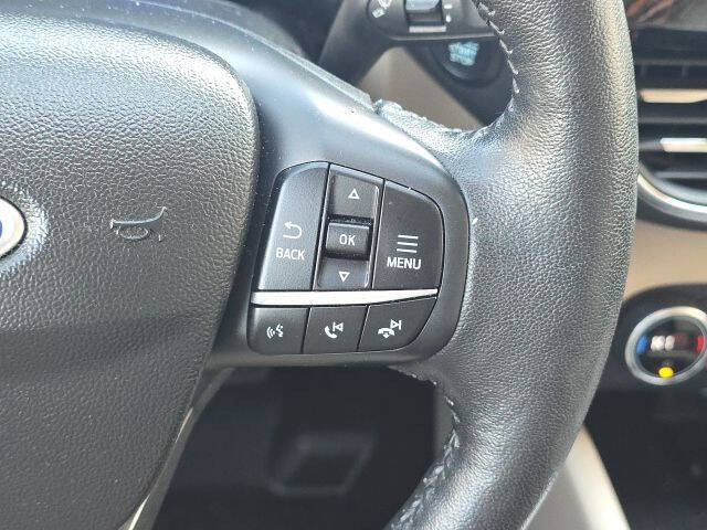 2020 Ford Escape Hybrid Titanium