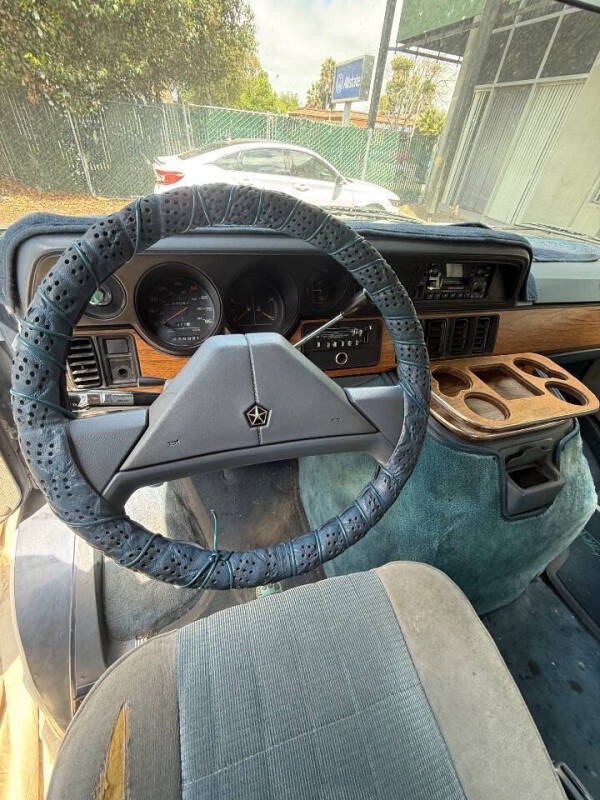 1988 Dodge Ram Van