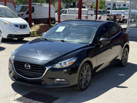 2018 Mazda MAZDA3 Touring