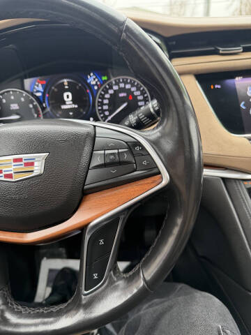 2017 Cadillac XT5 Platinum