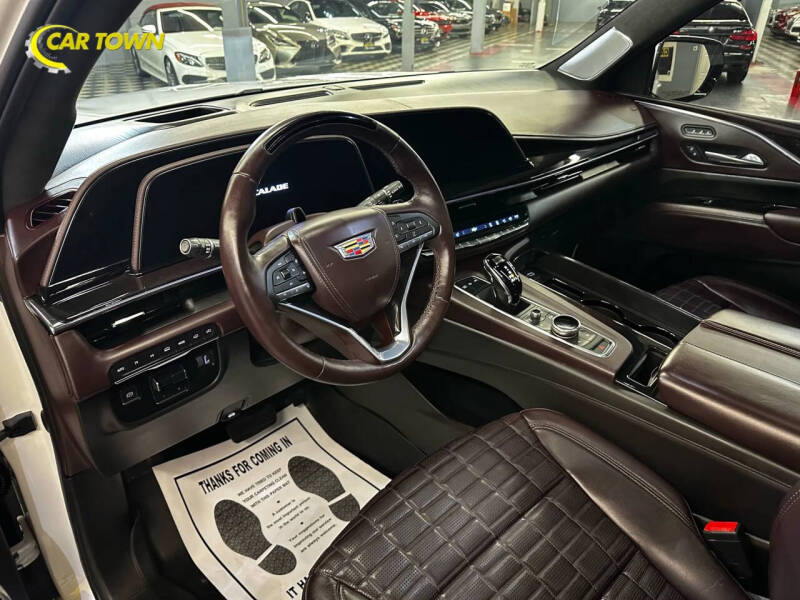 2022 Cadillac Escalade ESV Premium Luxury Platinum