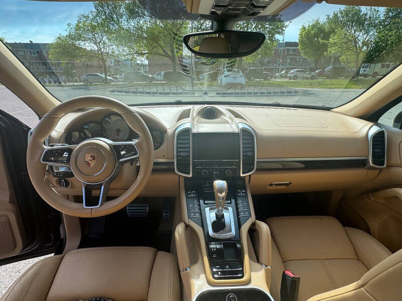 2015 Porsche Cayenne S