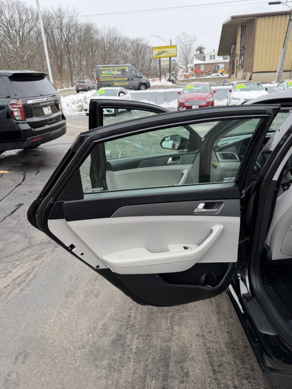 2016 Hyundai Sonata SE