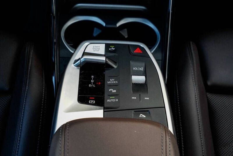 2025 BMW X2 xDrive28i