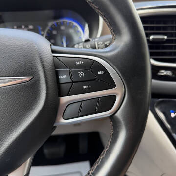 2018 Chrysler Pacifica Touring L