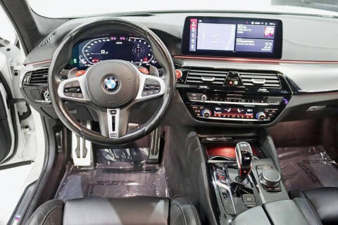 2023 BMW M5